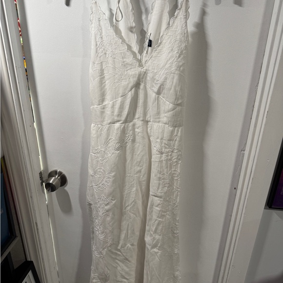 American Eagle Outfitters Chic White embroidered Dress - Picture 4 of 8